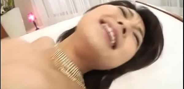  Azumi Harusaki swallows big time after great sex